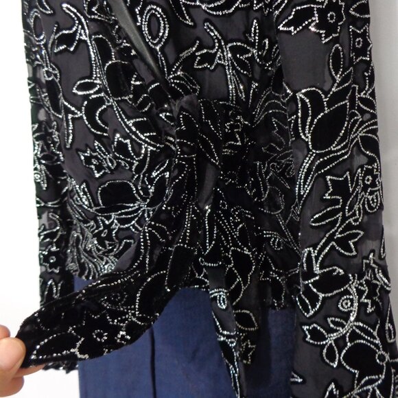 Dressbarn Women's Silk Blingy Shirt Black,‎ Silver, Lace and  Velvet Top Size L - Picture 6 of 8